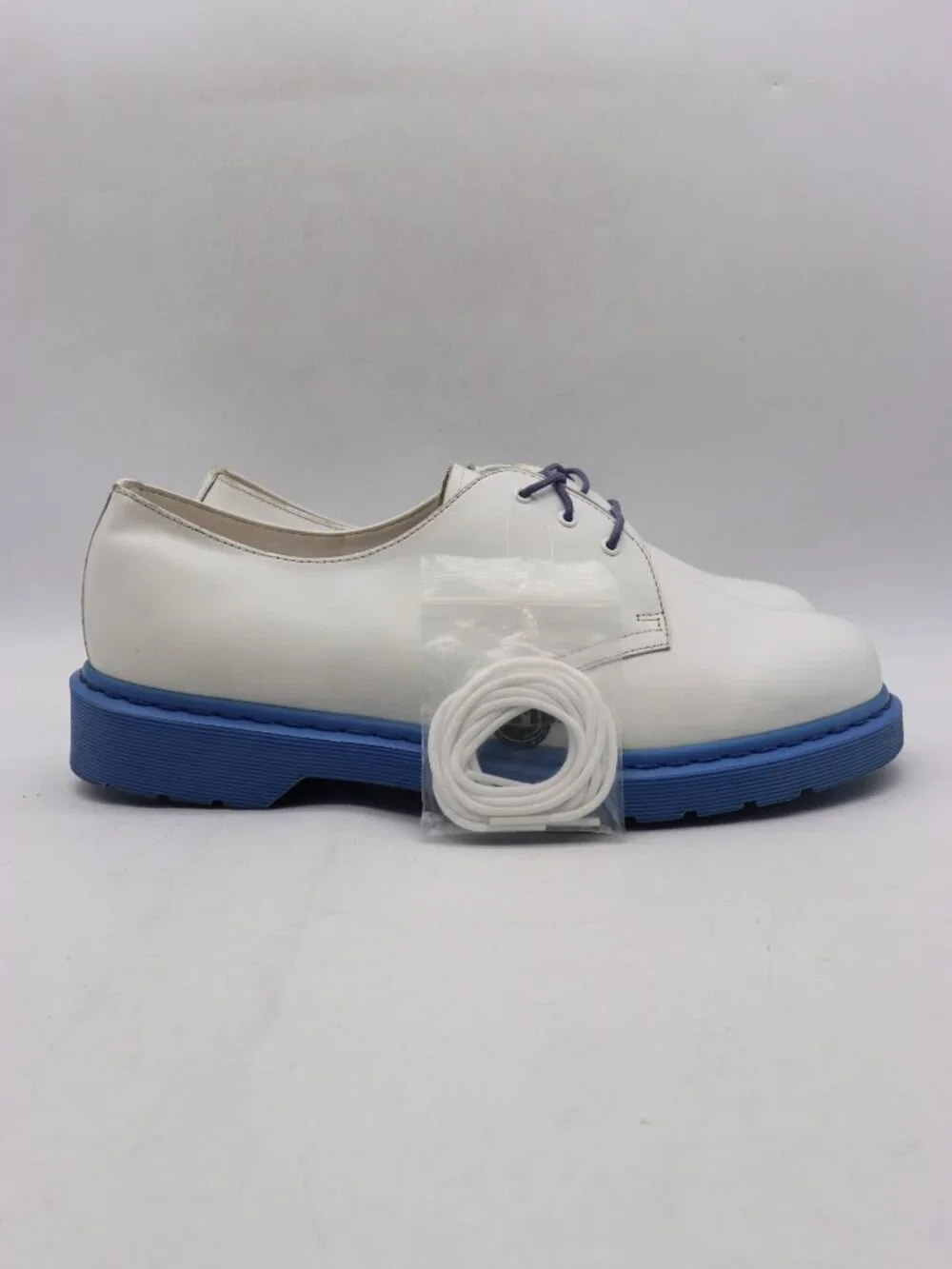 Doc Dr. Martens Men’s Size 14 White Leather Blue Oxford Shoes 13149